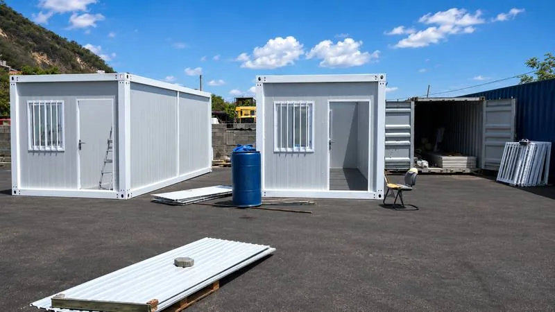 Container storage yard with multiple 40ft units