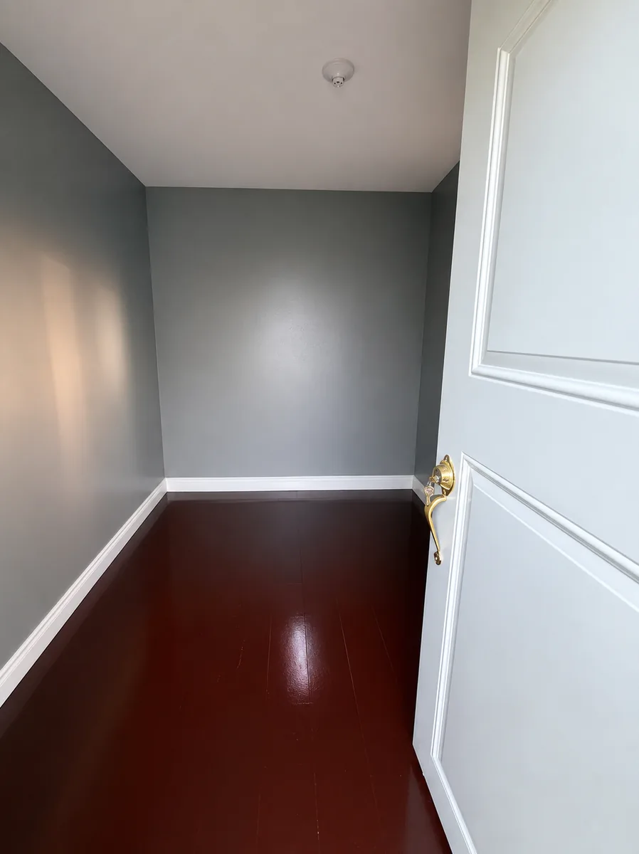 Container conversion with modern architectural design